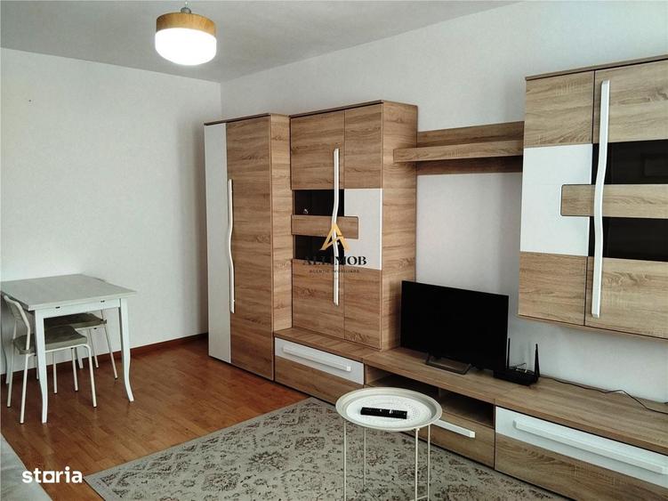 Apartament cu 2 camere decomandat în Sud