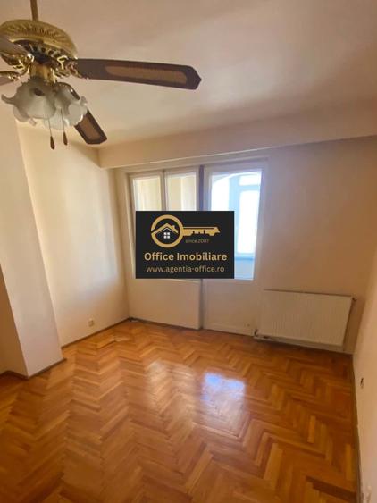 Apartament cu 3 camere în Vasile Alecsandri