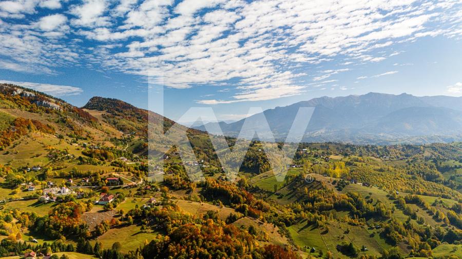 Casă individuală cu 4 camere cu Teren 1045 Mp în Măgura