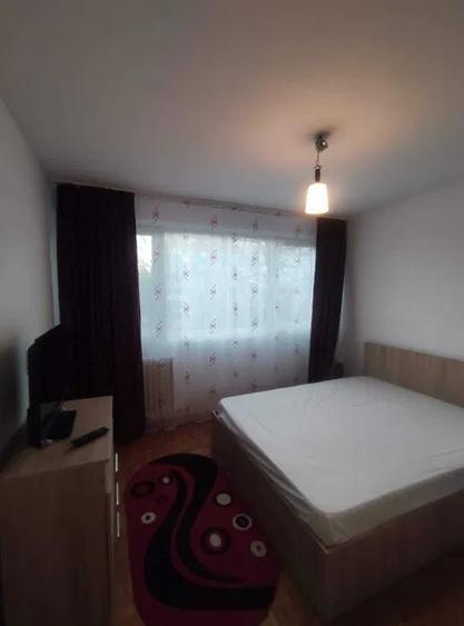 Apartament cu 2 camere decomandat, mobilat în Eroii Revoluției
