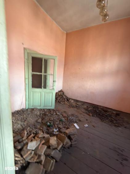 Apartament cu 5 camere în Traian