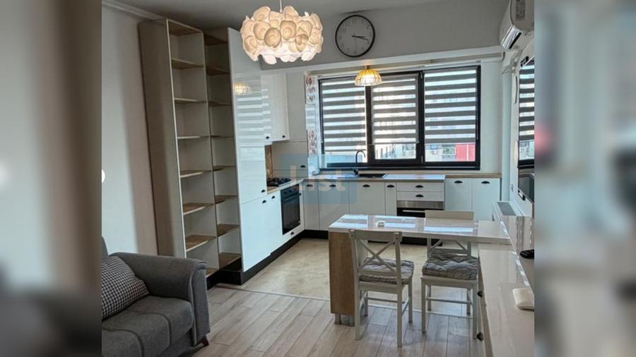Apartament cu 2 camere decomandat în Lacul Morii