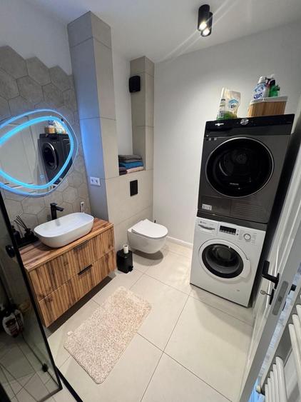 Apartament cu 2 camere decomandat în Florești