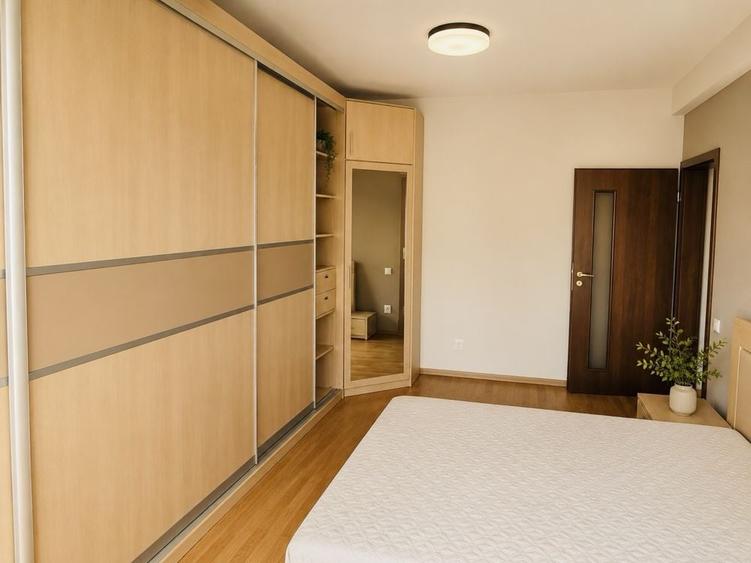 Apartament cu 3 camere decomandat în Ștrand