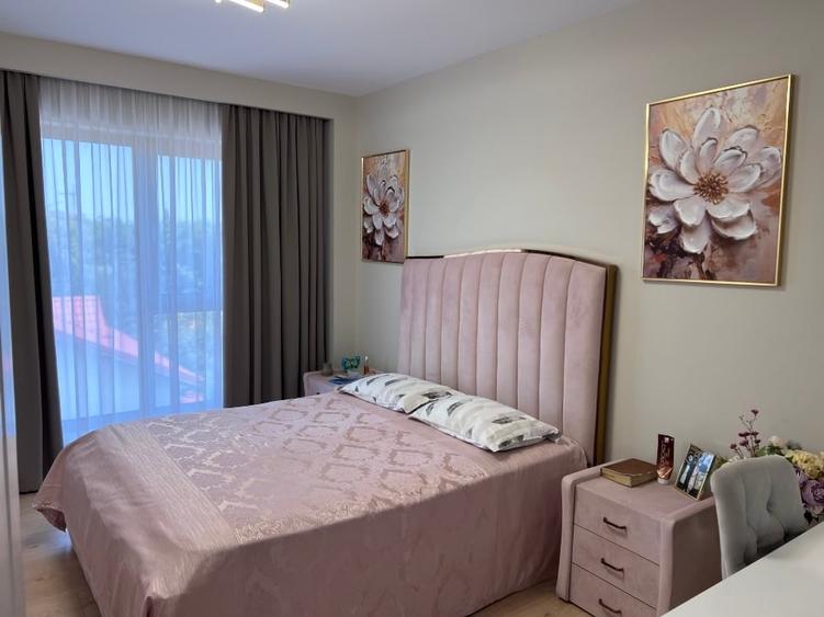 Apartament cu 4 camere decomandat, mobilat în Sisești