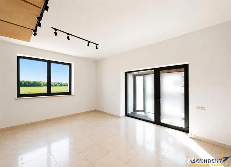 Casă cu 4 camere cu Teren 55 Mp în Ultracentral