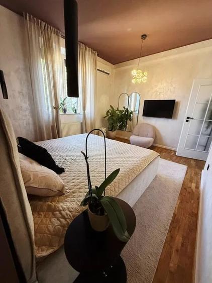 Apartament cu 3 camere decomandat, mobilat în Vatra Luminoasă