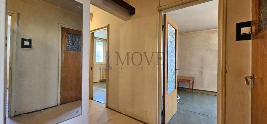 Apartament cu 4 camere decomandat în Rahova — fotografia 3