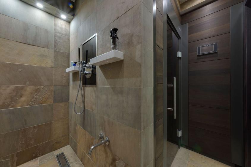 Penthouse cu 4 camere decomandat, mobilat în Herăstrău