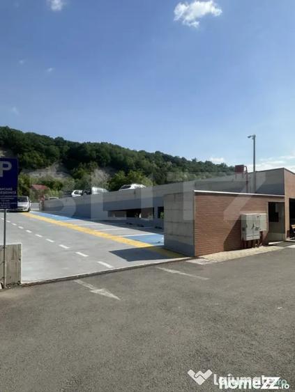 Spațiu comercial, de 196 mp, în Central