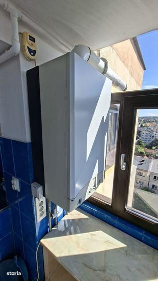 Apartament cu 3 camere decomandat în Găvana