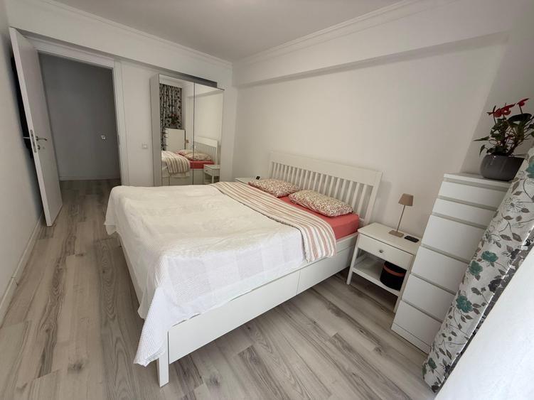 Apartament cu 2 camere decomandat în Pipera