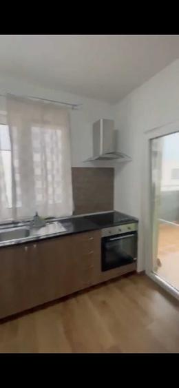 Apartament cu 2 camere nedecomandat în Dumbrăvița