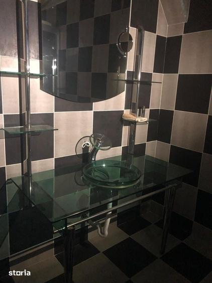 Apartament cu 6 camere în Străulești