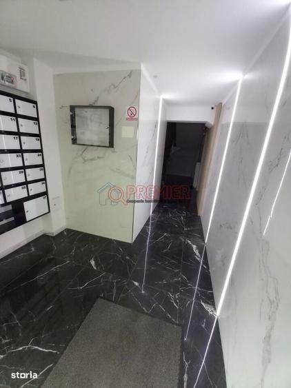 Apartament cu 3 camere decomandat în Apărătorii Patriei