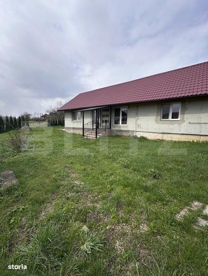 Casa de vanzare, zona deosebita , teren generos,Salisca - 9