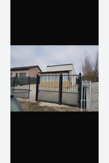Casă cu 2 camere în Bucovăț
