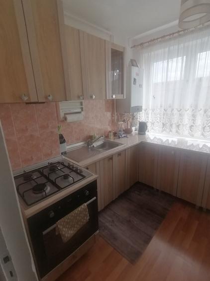 Apartament cu 2 camere decomandat în Lazaret