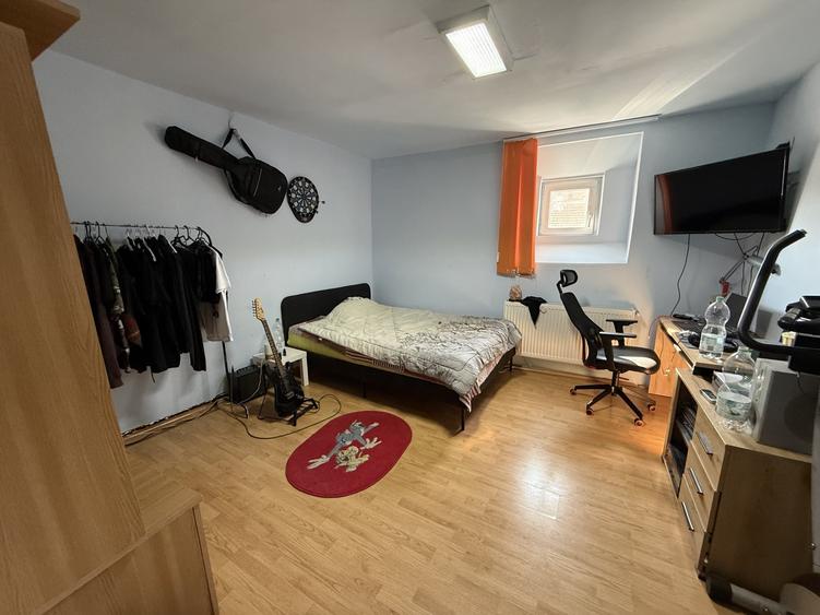 Apartament cu 3 camere decomandat, mobilat în Iosefin