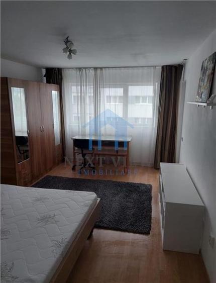 Garsonieră decomandată în Zorilor
