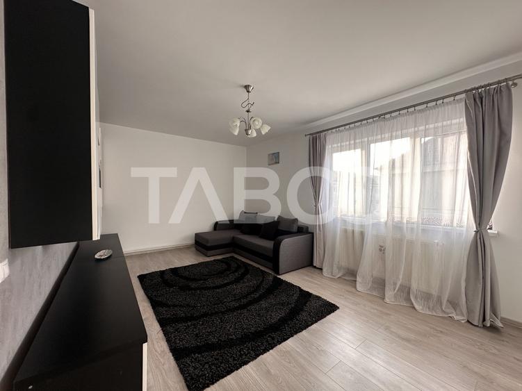 Apartament cu 2 camere decomandat, mobilat în Central