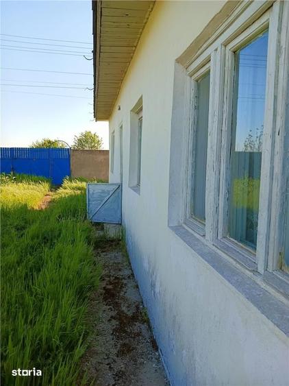Casă cu 3 camere cu Teren 856 Mp în Central