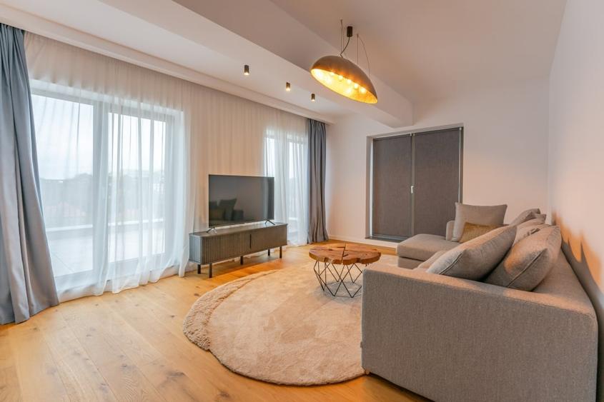 Apartament cu 2 camere decomandat, mobilat în Ultracentral