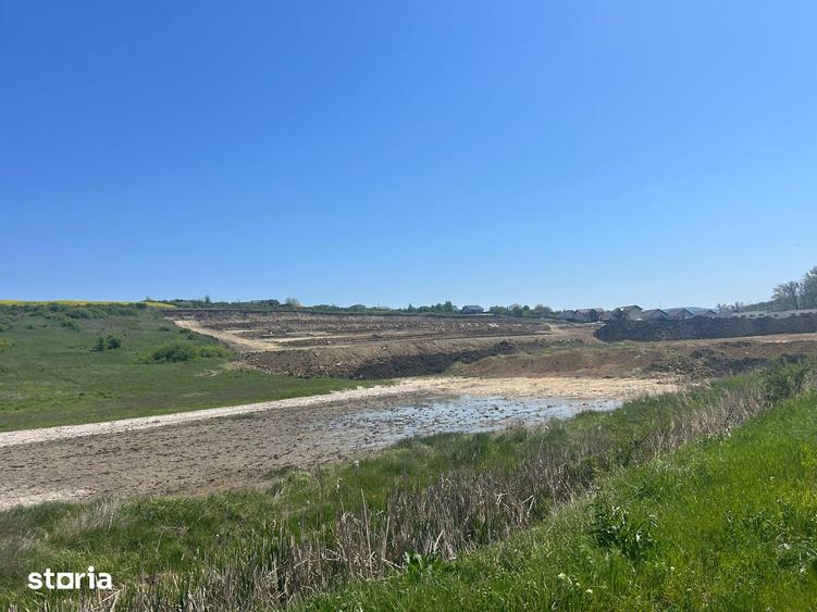 Teren de 15000 mp, în Miroslava