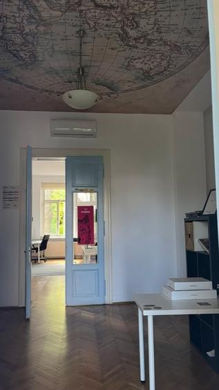 Casă individuală cu 12 camere cu Canalizare în Gruia