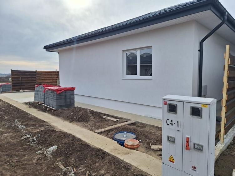 Casă cu 4 camere în Dârza