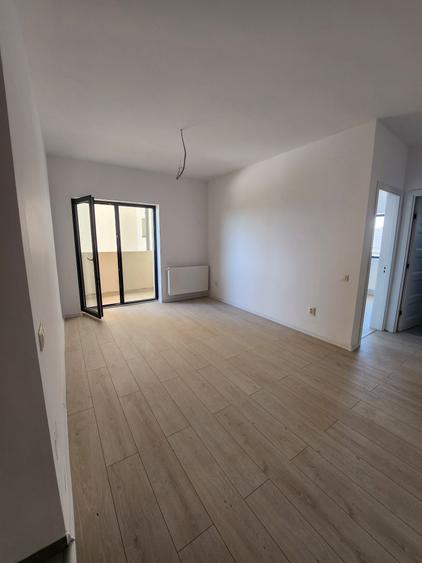 Apartament cu 2 camere decomandat în Haliu