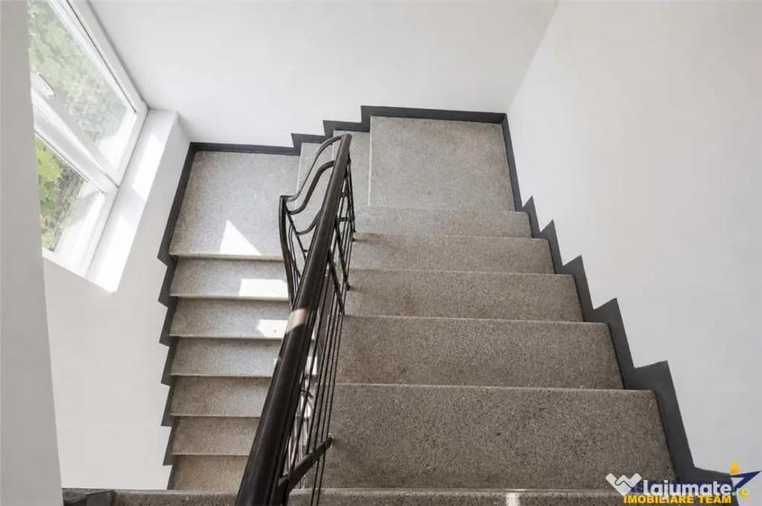 Apartament cu 2 camere decomandat în Centrul Istoric