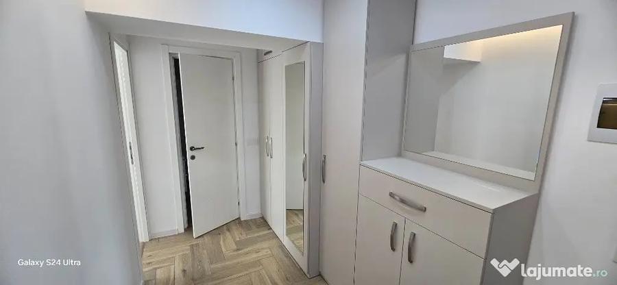 Apartament cu 3 camere decomandat în Ultracentral