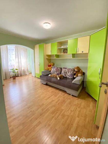 Apartament cu 3 camere decomandat în Burdujeni