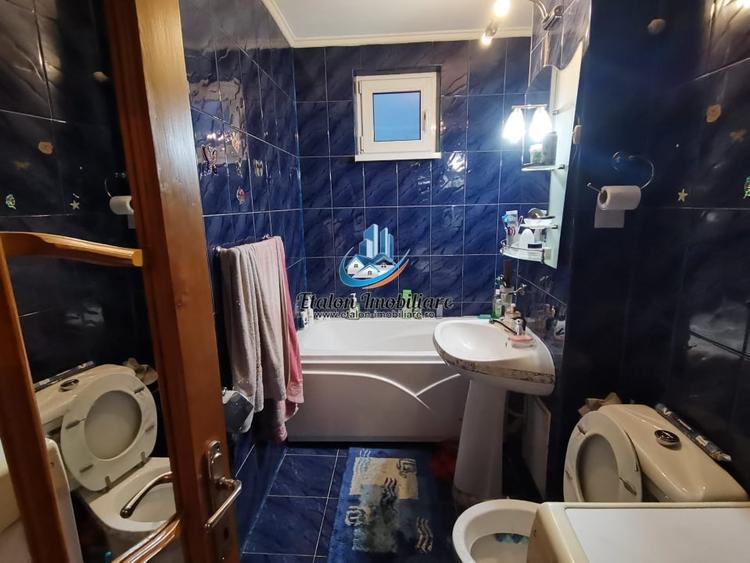 Apartament cu 2 camere decomandat în Precista