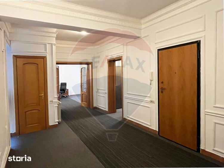 Apartament cu 4 camere în Floreasca