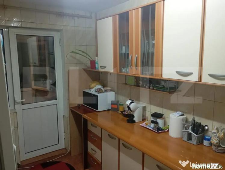 Apartament cu 2 camere decomandat în Micro 6