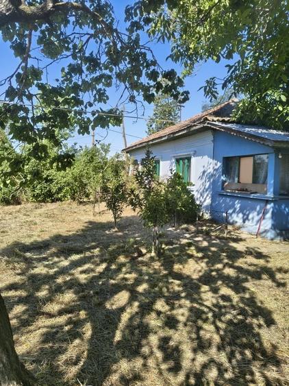 Casă cu 4 camere în Mereni