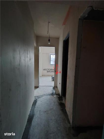 Apartament cu 4 camere decomandat în Obor