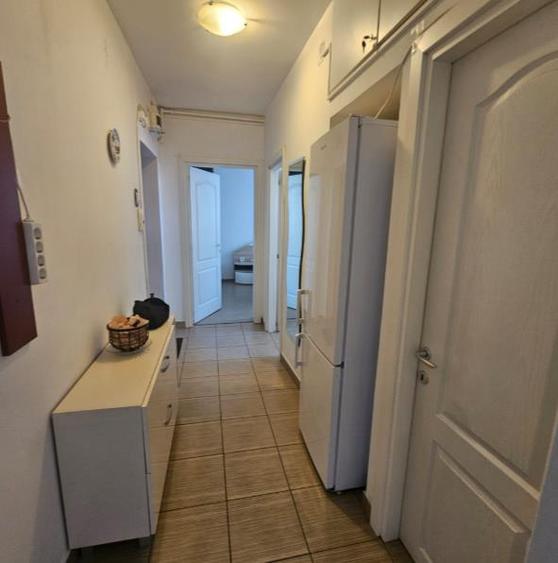 Apartament cu 2 camere decomandat în Centrul Civic