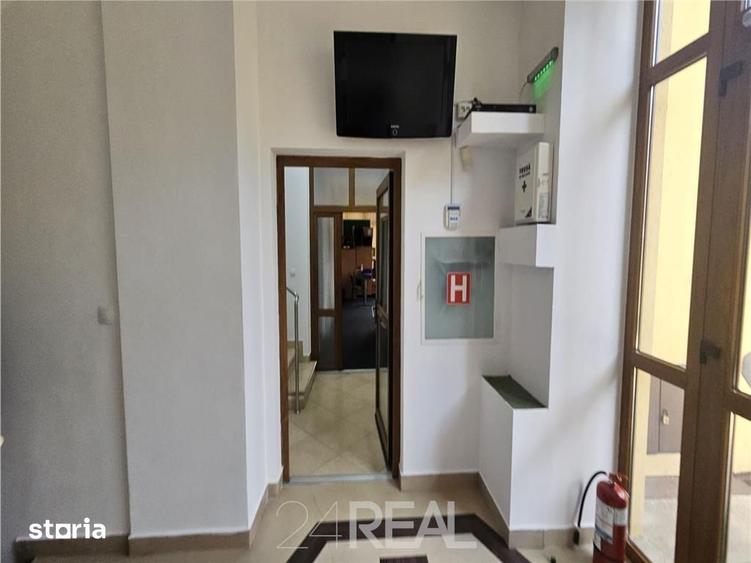 Spațiu comercial, de 813 mp, în Viilor