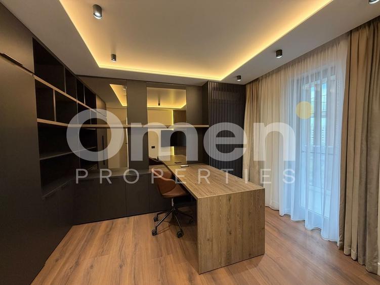 Apartament cu 3 camere semidecomandat, mobilat în Ultracentral
