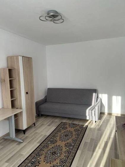 Garsoniera la etaj intermediar, finisata modern, mobilata si utilata, cu balcon in Marasti - 2