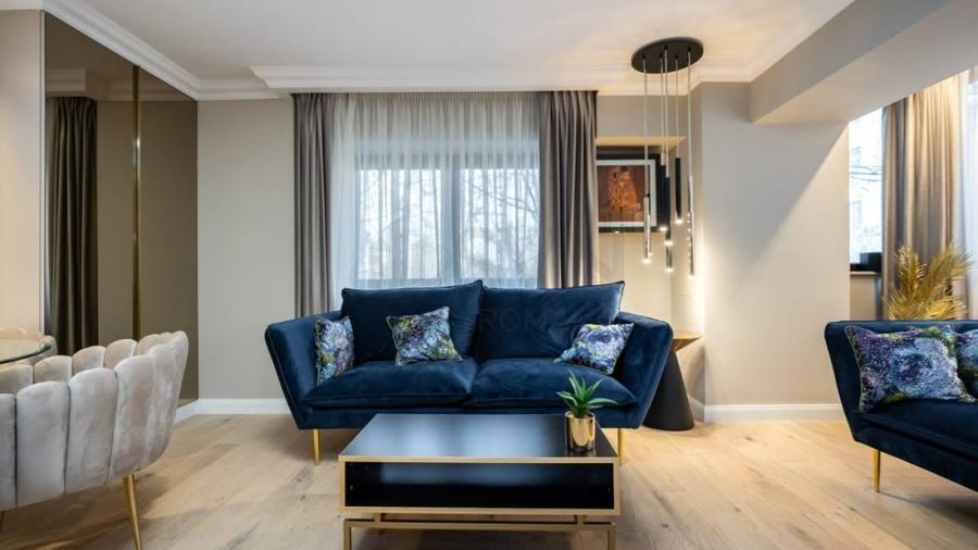Apartament cu 4 camere decomandat, mobilat în Dorobanți