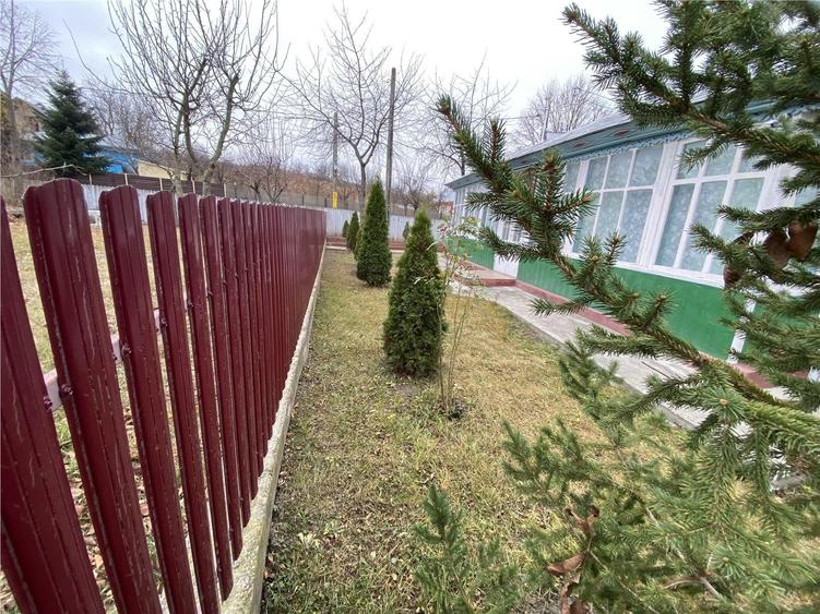 Casă cu 3 camere cu Teren 1000 Mp în Bogdănești