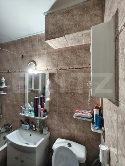 Apartament cu 2 camere semidecomandat, mobilat în Tătărași