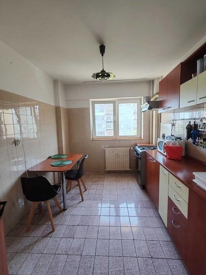 Apartament cu 2 camere decomandat în Dristor