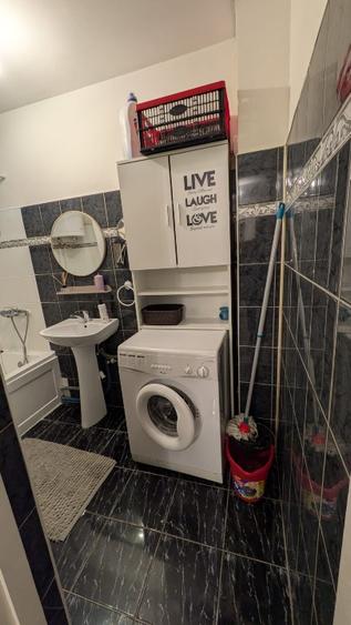 Apartament cu 2 camere semidecomandat în Rogerius
