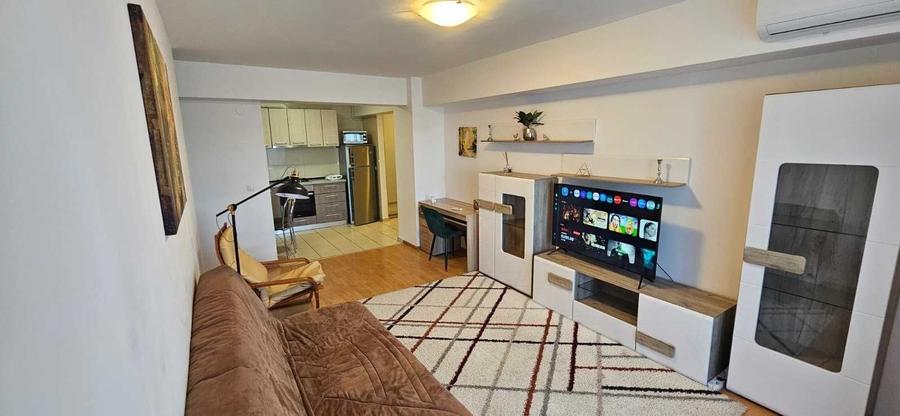 Apartament cu 2 camere nedecomandat în Ultimul leu