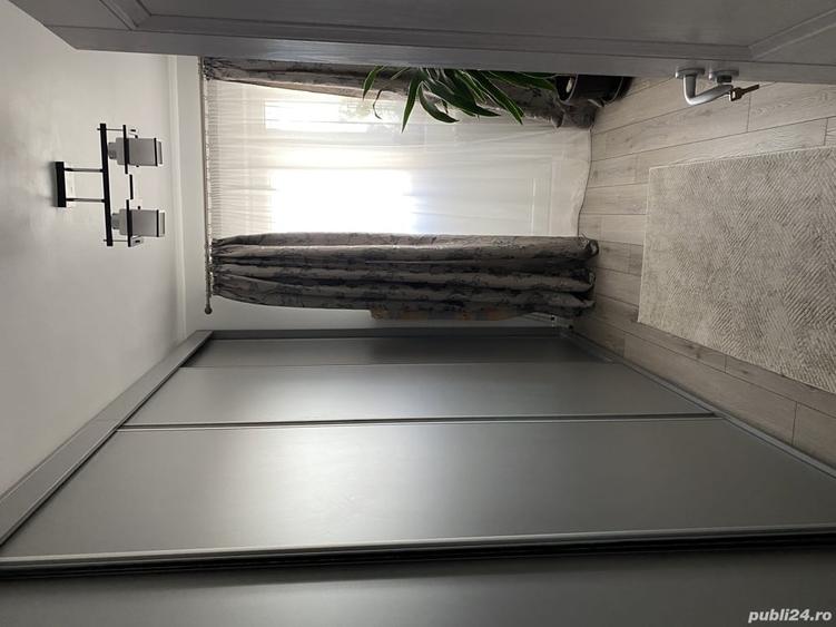 Apartament cu 3 camere decomandat în Cuza